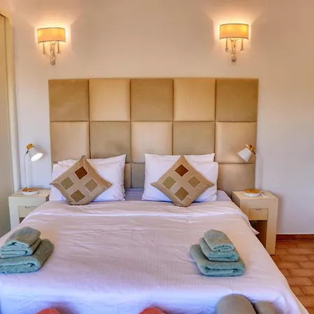 Villa Casa Tranquility With Beautiful Heated Pool And Jacuzzi! Loulé